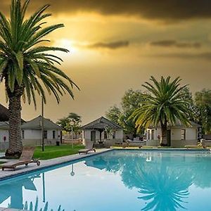 Kalahari Arms Hotel